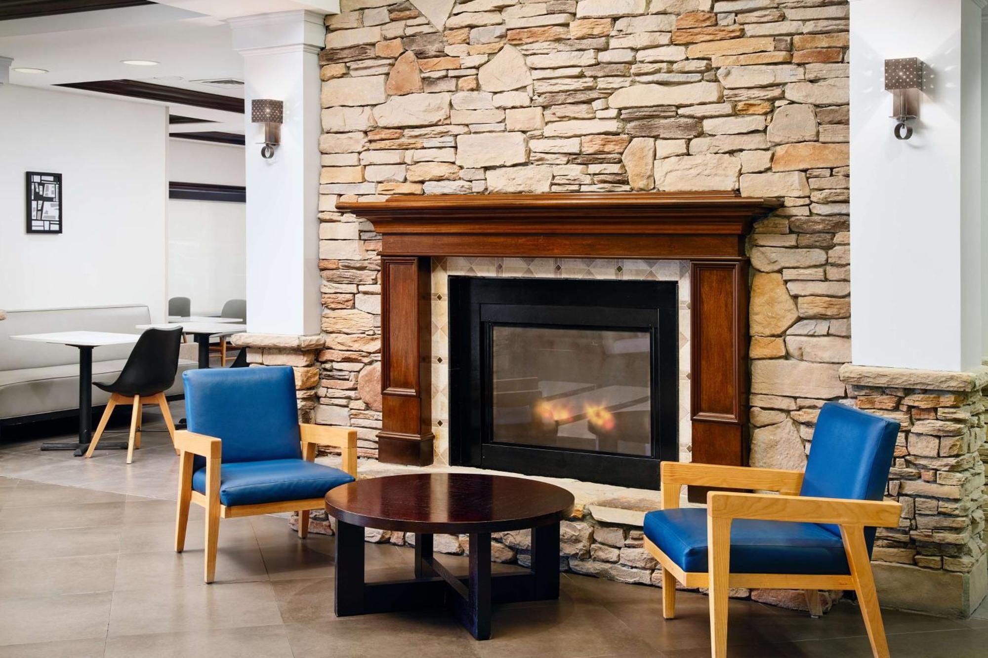 Hyatt House Sterling/Dulles Airport North Hotel Bagian luar foto