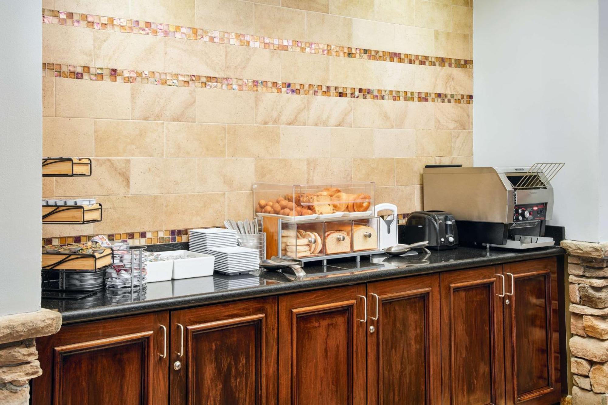 Hyatt House Sterling/Dulles Airport North Hotel Bagian luar foto
