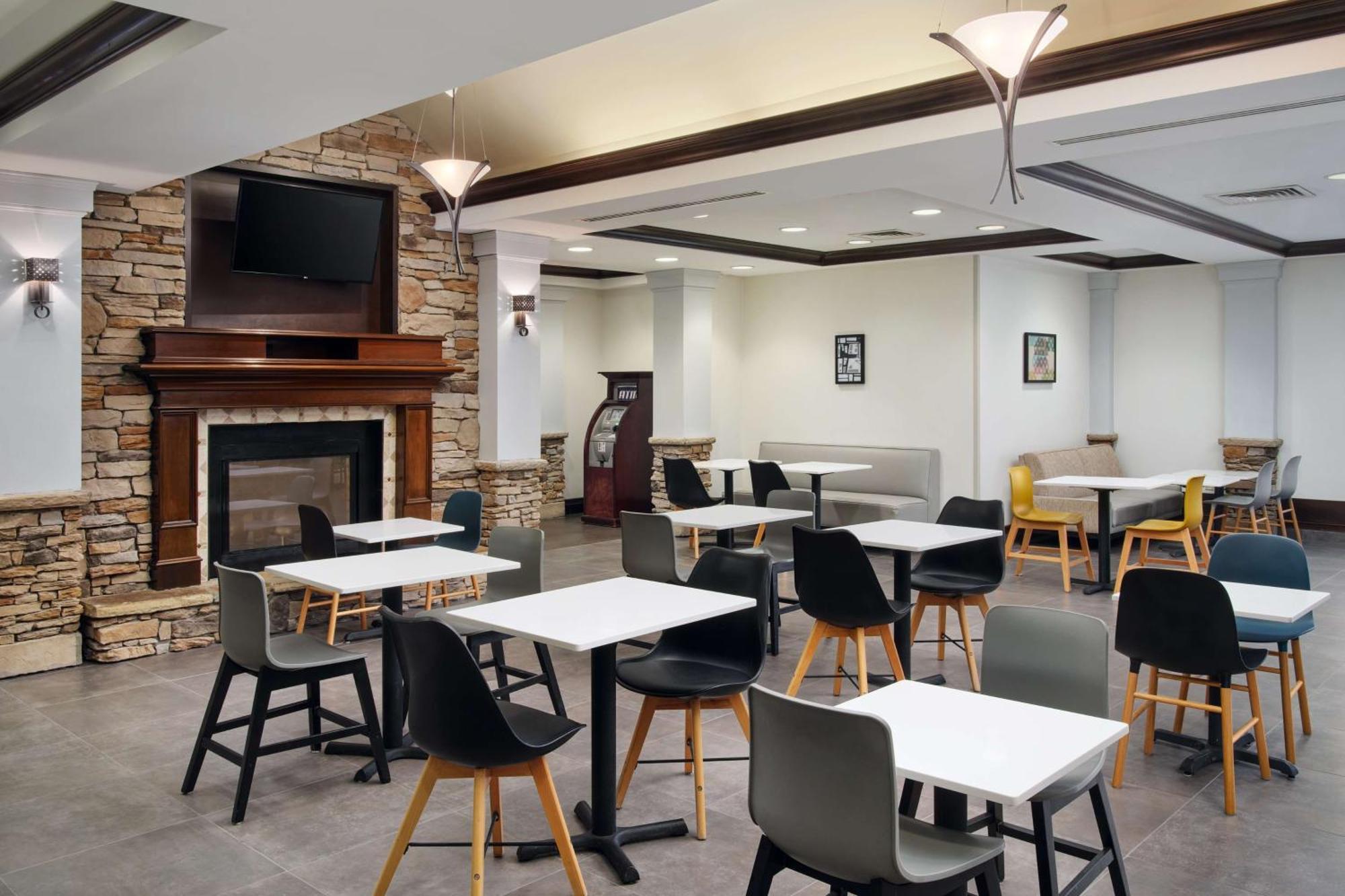 Hyatt House Sterling/Dulles Airport North Hotel Bagian luar foto